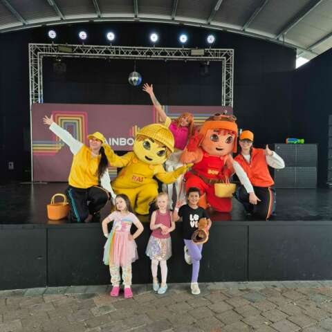 Rai & BOw Centre Stage